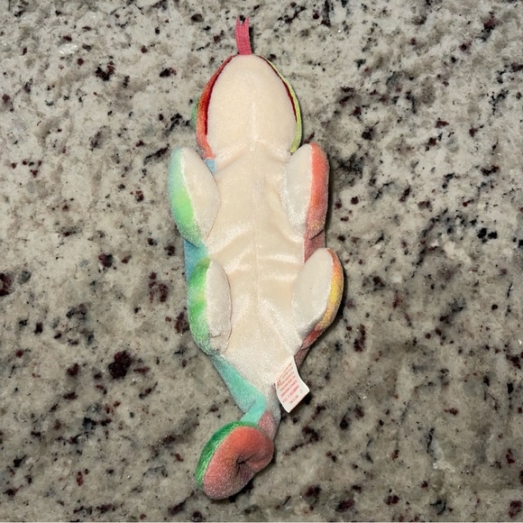 NWT Vintage Ty Beanie Baby Iggy the Iguana 1997 Rainbow Collectible Lizard - Picture 4 of 10